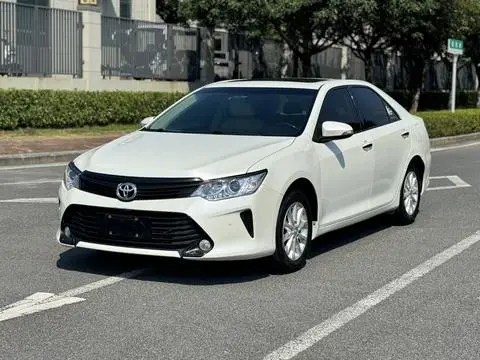 Toyota Camry 2016