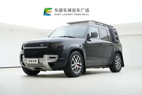 Land Rover Defender 2024