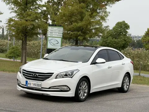 Hyundai Mistra 2014