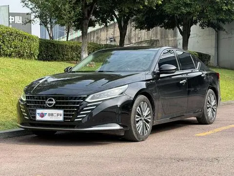 Nissan Teana 2025