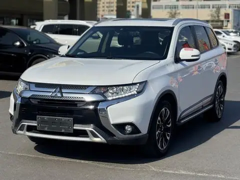Mitsubishi 欧蓝德 2019