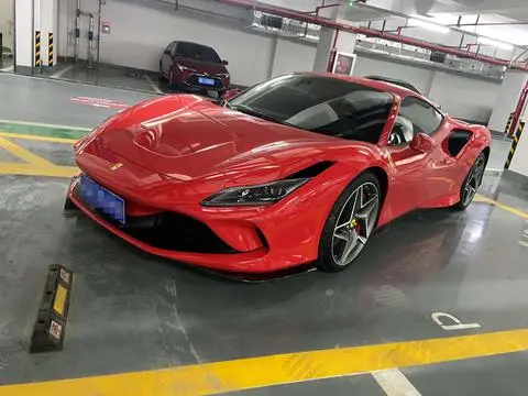 Ferrari F8 2019