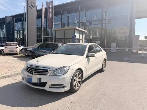 Mercedes-Benz C-Class 2011
