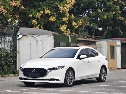 Mazda 3 昂克赛拉 2023