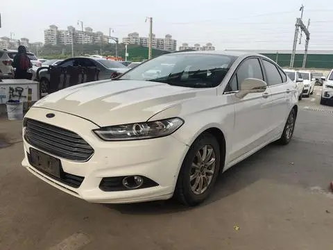Ford 蒙迪欧 2013