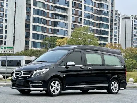 Mercedes-Benz 威霆 2020