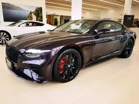 Bentley 欧陆PHEV 2025