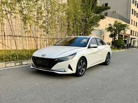 Hyundai Elantra 2021