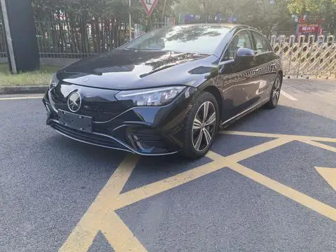 Mercedes-Benz EQE 2025
