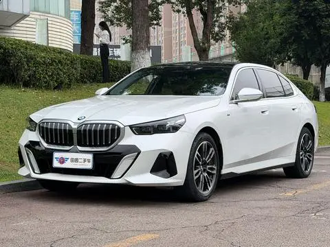 BMW 5 Series 2024