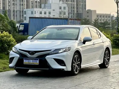 Toyota Camry 2018