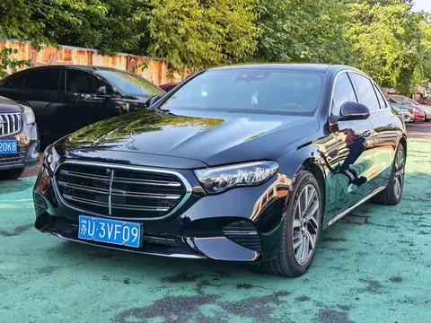 Mercedes-Benz E-Class 2024