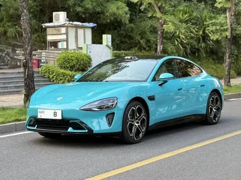 Xiaomi SU7 2024