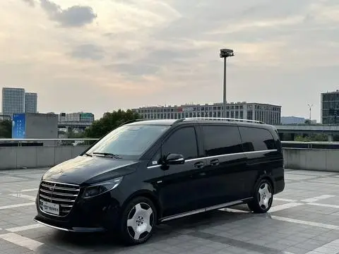 Mercedes-Benz V-Class 2024