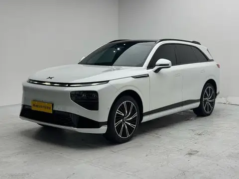 XPeng 小鹏G9 2022