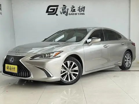 Lexus ES 2018