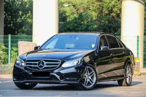 Mercedes-Benz E-Class 2015