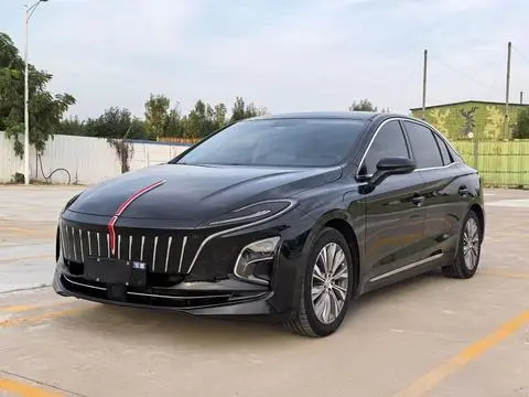 Hongqi E-QM5 2023
