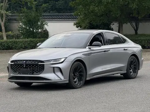Lincoln Z 2024