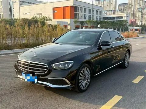 Mercedes-Benz E-Class 2023