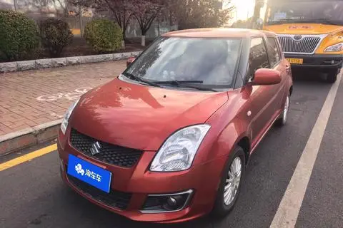 Suzuki 雨燕 2014