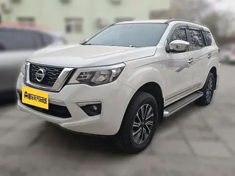 Nissan Terra 2018