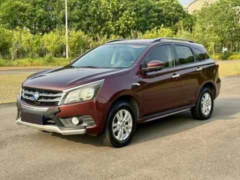 Venucia T70 2016