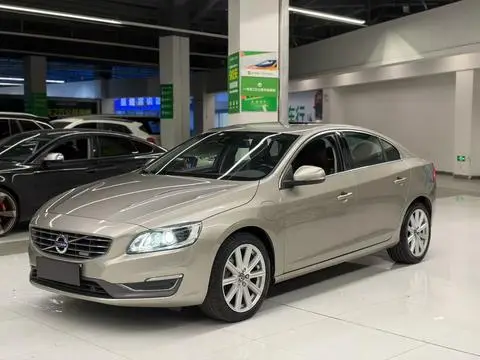Volvo S60 PHEV 2015