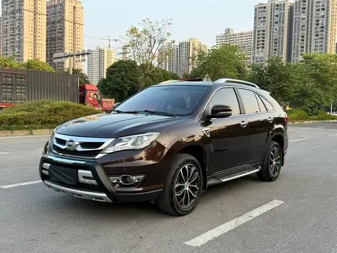 BYD S7 2015