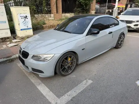 BMW 3 Series 2011