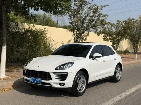Porsche Macan 2016