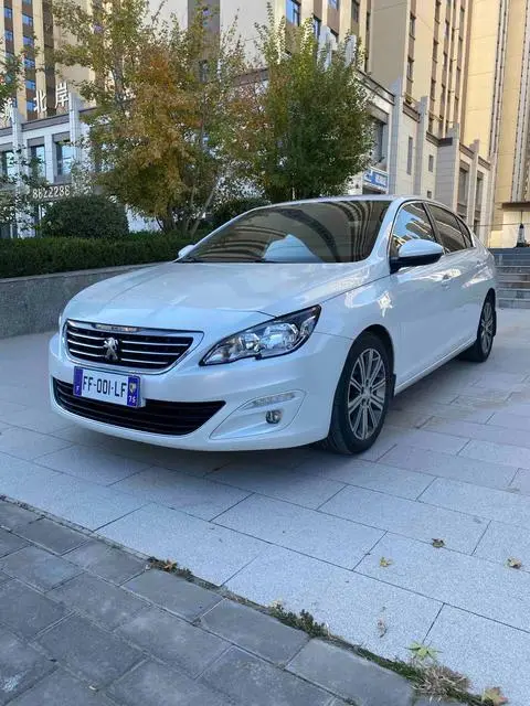 Peugeot 408 2014