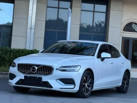 Volvo S60 2023
