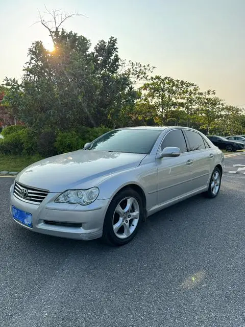 Toyota Reiz 2009