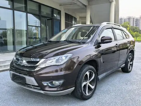 BYD S7 2015