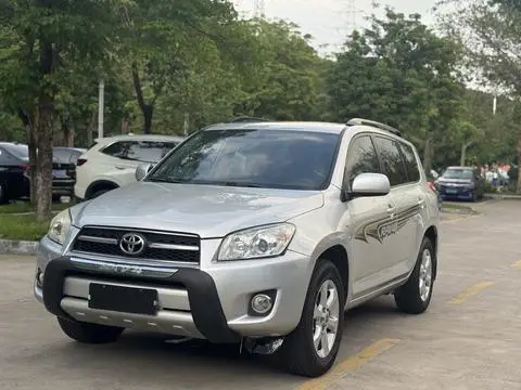 Toyota RAV4 2010