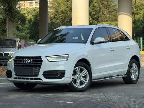 Audi Q3 2015