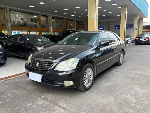 Toyota Crown 2005