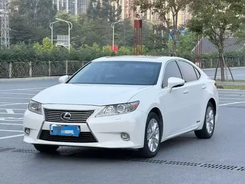 Lexus ES 2013