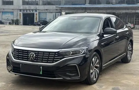Volkswagen PassatPHEV 2022