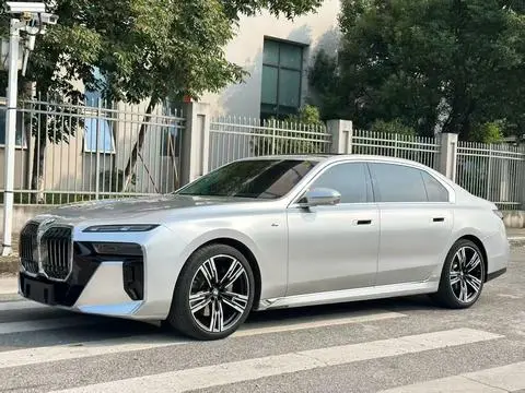 BMW 7 Series 2023