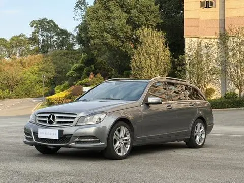 Mercedes-Benz C-Class 2011