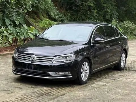 Volkswagen Magotan 2012