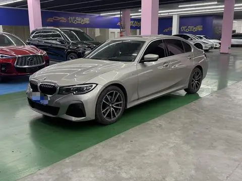 BMW 3 Series 2021
