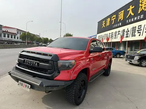 Toyota Tundra 2015
