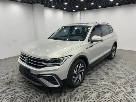 Volkswagen Tiguan L 2023