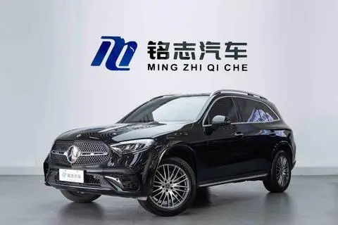 Mercedes-Benz GLC 2023