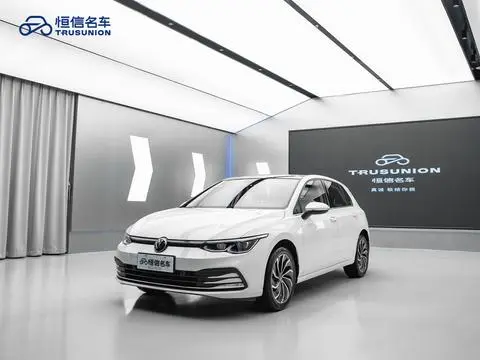 Volkswagen Golf 2024