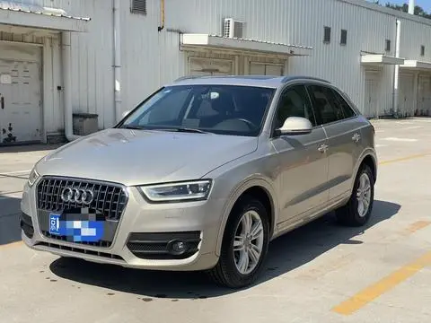 Audi Q3 2015