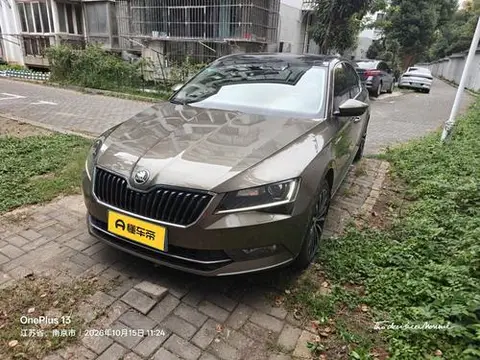 Skoda Superb 2016